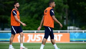 Kurz vor dem Auftaktspiel gegen Deutschland (Dienstag, 21 Uhr) herrscht bei Frankreichs Nationalmannschaft zwischen Kylian Mbappe und Olivier Giroud dicke Luft.