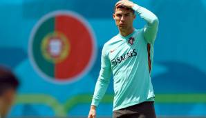 5. Cristiano Ronaldo | Portugal: Ganz einfach: Auch im Alter von 36 Jahren ist Ronaldo noch immer ein brandgefährlicher Stürmer, der unlängst Torschützenkönig der Serie A wurde. Seine Verfassung vor der EM ist also einmal mehr beängstigend.