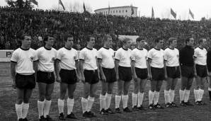 EM 1968: Bislang war um den Henrie-Delaunay-Pokal unter dem Label Europa-Nationenpokal gekickt, nun erkannte die UEFA das Turnier als Europameisterschaft an. Erstmals nahm auch Westdeutschland teil, die DDR bereits zum dritten Mal.