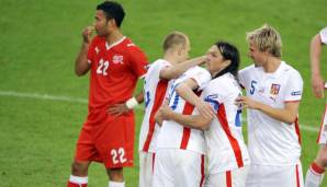 EM 2008: Mit Österreich und der Schweiz gab es erneut zwei Gastgeber. Die Nati verlor das Eröffnungsspiel am 8. Juni etwas überraschend durch den Treffer von Vaclav Sverkos mit 0:1 gegen Tschechien - und schied schließlich wie das ÖFB-Team aus.