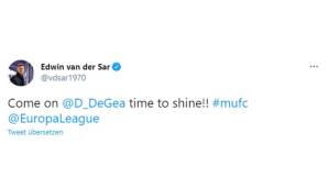 Edwin van der Sar (Torhüterlegende der Niederlande und von Manchester United) während des Elfmeterschießens.