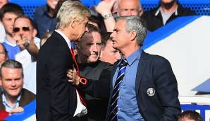 5. Oktober 2014: Die "Schande von London". Wenger betritt nach einigen Provokationen Mourinhos Coaching-Zone und schubst den Chelsea-Coach. "Wenger ist ein Spezialist im Versagen", sagt Mourinho im Anschluss.