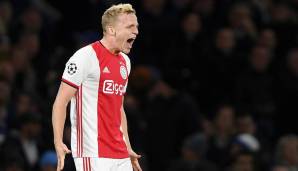 Donny van de Beek (Ajax Amsterdam): Manchester United denkt offenbar über eine Verpflichtung des 22-Jährigen nach, um das Mittelfeld zu verstärken. Das berichtet ESPN unter Berufung auf Quellen aus dem United-Umfeld. Ajax fordert wohl rund 50 Mio. Euro.
