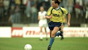 ... und mussten außerdem noch 50.000 Mark Strafe zahlen. Im Winter 1990/91 ließ sich Belanow nach Braunschweig in die 2. Liga verkaufen, blieb auch nach dem Abstieg in die 3. Liga. 2003 übernahm er die Aktienmehrheit beim Schweizer Klub FC Wil.