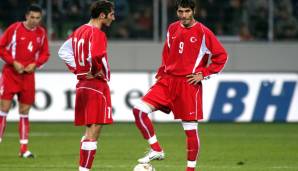Beide spielten seit U-Zeiten nur für türkische Nationalmannschaften. Während Hamit auf 84 Einsätze kam, machte Halil nur 38. Immerhin gelang dem Stürmer ein Tor mehr (acht) als seinem Zwillingsbruder, der im Mittelfeld spielte.