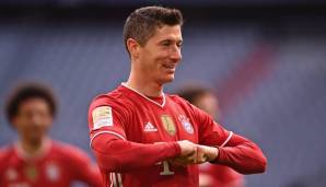 Platz 2: ROBERT LEWANDOWSKI (FC Bayern/Keine Veränderung) - Bis vor seiner Verletzung war er auf dem besten Wege, Gerd Müllers Uralt-Rekord zu knacken. Bis dato steht der Pole bei 35 Toren, 18 davon sind ihm 2021 gelungen.