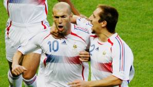 ZINEDINE ZIDANE: Zusammen bei der Weltmeisterschaft 2006 liefen sie für Frankreich auf und kamen bekanntlich ins Finale. Für Ribery war Zidane der "absolute Wahnsinn".