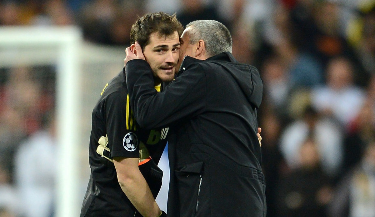 "Das Verhältnis von Mourinho und mir hat sich ständig verschlechtert. Dadurch ging ein Riss durch die Mannschaft. Das hat gespaltet", erklärte Casillas später. Der spanische Keeper sollte durch die Degradierung nie wieder auf die Beine kommen.