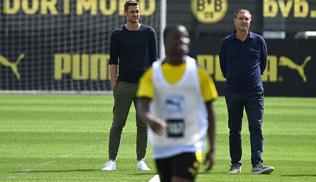 PRINCE ANING: Borussia Dortmund zeigt offenbar konkretes Interesse am niederländischen Junioren-Nationalspieler Prince Aning (17) von Ajax Amsterdam. Das berichten die Ruhr Nachrichten. Erste Verhandlungen bezüglich des Linksverteidigers sollen laufen.