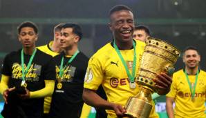 YOUSSOUFA MOUKOKO: Er könnte Borussia Dortmund nach Ablauf seines Vertrages im Sommer 2023 verlassen. Sein Berater Patrick Williams bestätigte gegenüber der Bild-Zeitung, dass es derzeit Unzufriedenheit über die Einsatzzeiten des 17-Jährigen gebe.