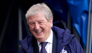 ROY HODGSON: Der FC Watford sucht nach der Entlassung von Claudio Ranieri einen neuen Trainer. Sky Sports berichtet, dass Roy Hodgson den Klub nun zum Klassenerhalt führen soll. Hodgson war zuletzt bis Mai 2021 bei Crystal Palace tätig.