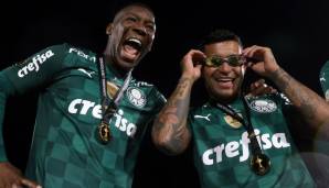 Als Gewinner der Copa Libertadores gab es am Klub aus Sao Paolo kein Vorbeikommen. Hier feiern Patrick de Paula und Dudu den kontinentalen Titel.