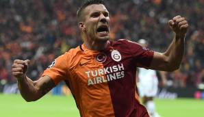 LUKAS PODOLSKI: Es war nur eine Frage der Zeit, bis Lukas Podolski in die Türkei kommen sollte: 2017 war es dann so weit. Noch heute verbindet ihn viel mit der Türkei, peitscht Galatasaray regelmäßig via Social Media ein.