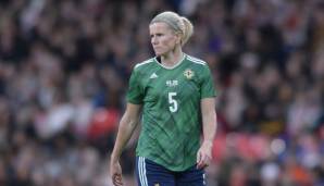 NORDIRLAND – JULIE NELSON (37, Crusaders NA Strikers WFC, IV): Sie ist mit 125 Länderspielen die Rekordspielerinnen Nordirlands. Dass sie die erste EM-Teilnahme ihrer Nation als Führungsspielerin erlebt, ist eine tolle Geschichte.