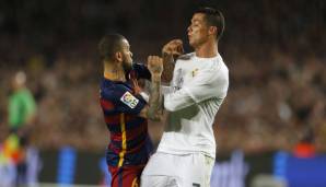 Dani Alves hat enthüllt, dass er sich mit Cristiano Ronaldo beim Ballon d'Or einst eine "Rauferei" geliefert hätte.