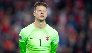 Mit ÖRJAN NYLAND ist dieser Ersatz laut Sky-Infos bereits gefunden. Der norwegische Nationalkeeper, der einigen aus seiner Zeit beim FC Ingolstadt noch bekannt sein dürfte, ist derzeit vereinslos und könnte ohne Probleme unter Vertrag genommen werden.