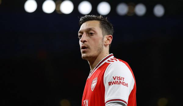 Mesut Özil könnte den FC Arsenal verlassen.