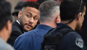 Am 26. Juni berichteten Sport und Mundo Deportivo übereinstimmend, dass Neymar bei PSG angedroht habe, in den Streik zu treten, sollte eine Freigabe nicht bis zum 8. Juli erfolgt sein.
