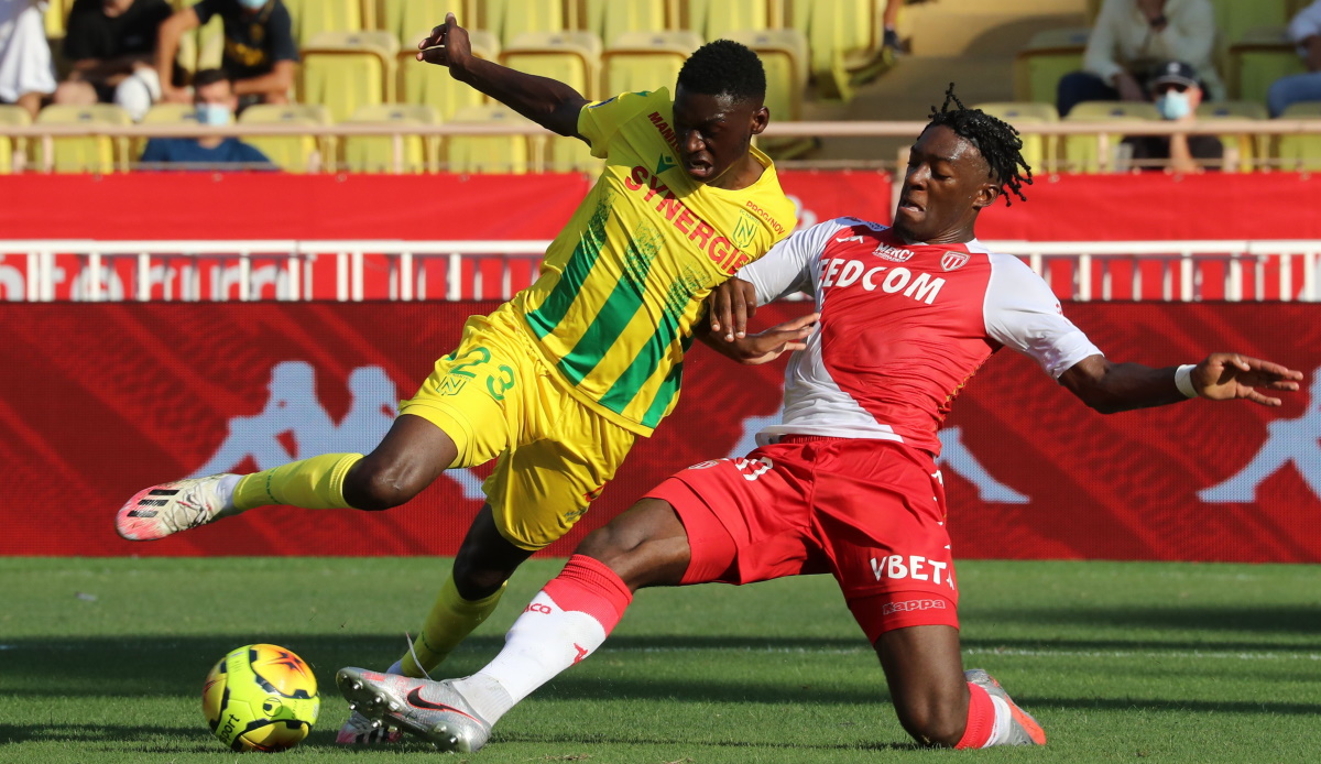 Randal Kolo Muani (l.) spielt derzeit für den FC Nantes in der Ligue 1.