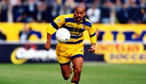 JUAN SEBASTIAN VERON | Position: Zentrales Mittelfeld | 42 Pflichtspiele für Parma Calcio zwischen 1998 und 1999 | Tore: 5 | Torvorlagen: 7