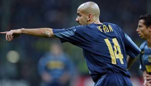 Brauchte nur eine Saison in Parma, um die großen Klubs auf den Plan zu rufen. 2001 zahlte Manchester United 42,6 Millionen für den argentinischen Strategen, später spielte er für Chelsea und Inter. Seit 2014 ist er Präsident von Heimatklub Estudiantes.