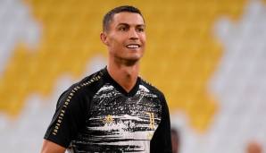 2020: Nach dem Serie-A-Sieg ging es auch den Haaren erneut an den Kragen, nach Monaten mit Mähne präsentierte Ronaldo sich wieder mit Kurzhaarfrisur. Allerdings war ihm die wohl nicht kurz genug ...