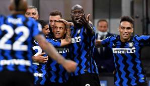 Inter Mailand hat in den vergangenen Transferperioden zur großen Shoppingtour geblasen. Im Ranking der wertvollsten Serie-A-Kader von Statista und CIES sind die Nerazzurri jedoch nur auf Platz drei. Das komplette Ranking gibt's hier.