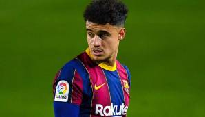 Nachdem man eine gefühlte Ewigkeit versucht hatte, den brasilianischen Nationalspieler loszuwerden, ließ man ihn 2022 nach einem halben Jahr Leihe für nur 20 Millionen Euro zu Aston Villa ziehen - ein finanzielles Desaster für Barca.