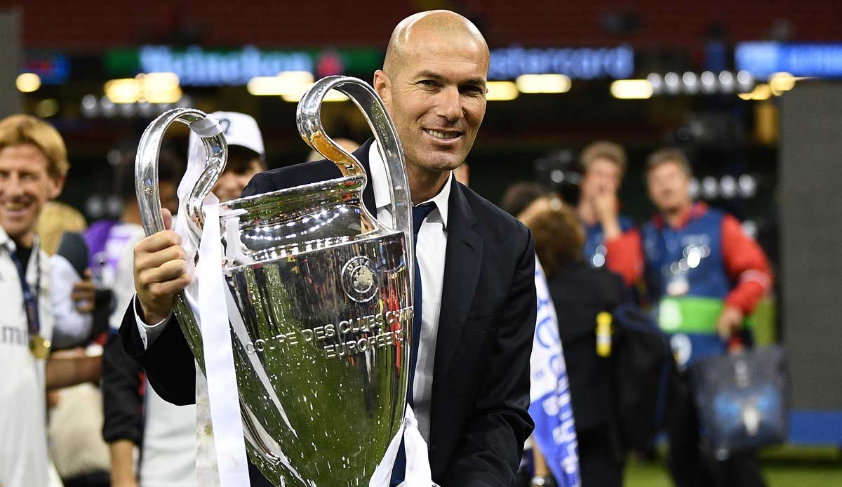Später kehrte Zidane als Trainer zurück zu den Königlichen und gewann elf Titel. Sowohl als Spieler als auch als Trainer hat sich Zidane für immer in den Geschichtsbüchern Reals verewigt.
