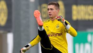 Nik Jonas Deubel (18 Jahre, 29 Spiele, 2017-2019): Er war der Grund für Schönnenbecks Ersatzrolle in der U17. Mit 15 absolvierte er 16 Spiele, im Folgejahr stand er nur in der Hälfte der Spiele im Tor. Es ging weiter in Dortmunds U19.