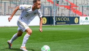 Lovro Zvonarek spielt beim FC Bayern München sowohl für die Reserve in der Regionalliga, als auch für die U19 in der Youth League.
