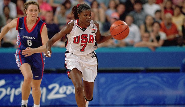 Sheryl Swoopes aka "der weibliche Michael Jordan" outete sich 2005. Nike widmete ihr während der aktiven Karriere eine eigene Schuhkollektion: "Air Swoopes"