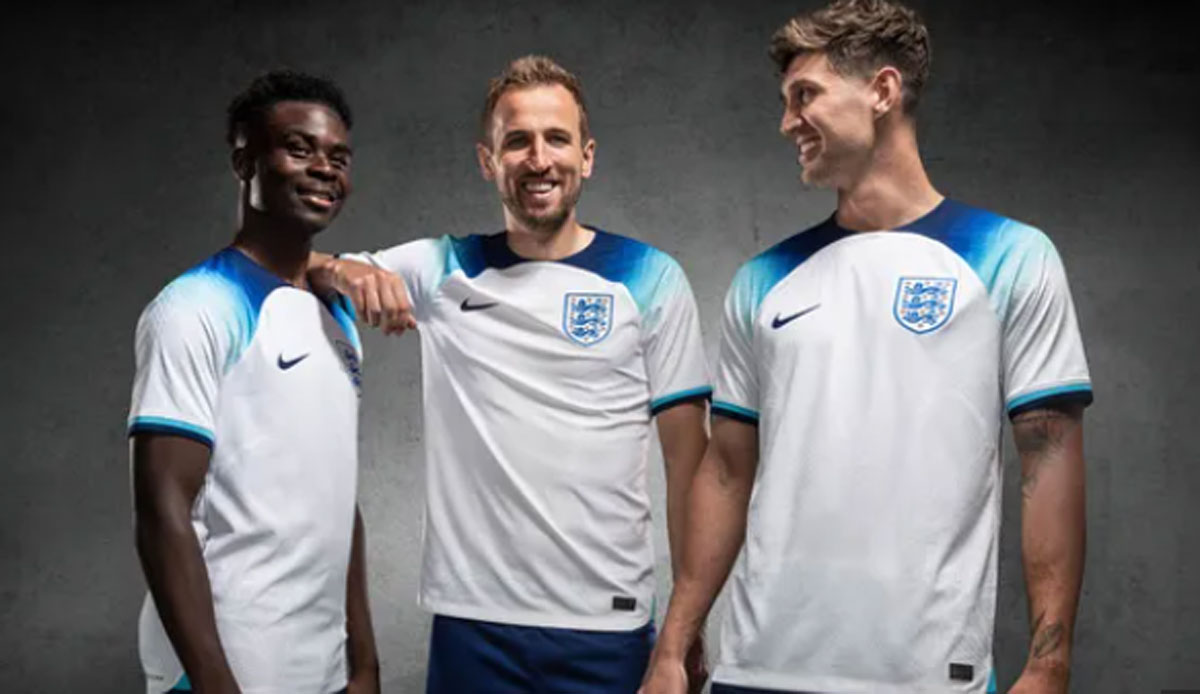 England (Heimtrikot): England wird mit seinen Trikots in die 1990er Jahre zurückkehren: Das Heimtrikot ist ohne Zweifel eine Anspielung auf das ikonische Shirt, das die Three Lions bei der Heim-EM 1996 trugen.