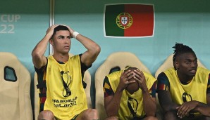 Cristiano Ronaldo saß im Achtelfinale der WM 2022 in Katar gegen die Schweiz nur auf der Bank.