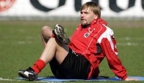 Seine beste Zeit hatte der Russe längst hinter sich (zuvor beim BVB und Teil der "Breisgau-Brasilianer" in Freiburg), weshalb sein erhoffter Neuanfang gnadenlos scheiterte. Nach vier Einsätzen für die 96er kehrte er in seine Heimat zurück.