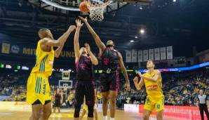 Die Telekom Baskets Bonn hatten in Berlin gegen Meister Alba das bessere Ende für sich.