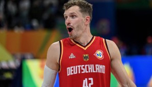 Andreas Obst spielt bei der Basketball-WM mit Deutschland gegen Serbien um den Titel.