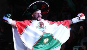Der Grund: Am 16. September ist Independence Day in Mexiko. "Viva Mexico", brüllt der "Gypsy King" in der T-Mobile Arena.