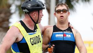 Chris Nikic hat einen weiteren Meilenstein für Menschen mit Down-Syndrom gesetzt. Nach einem Ironman beendete er nun in Boston auch seinen ersten Marathon.