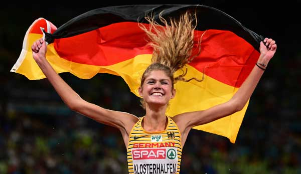 Konstanze Klosterhalfen holt Gold im 5000-Meter-Lauf der Frauen.