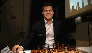 Magnus Carlsen konnte die zehnte Partie gegen Karjakin gewinnen und das Match ausgleichen