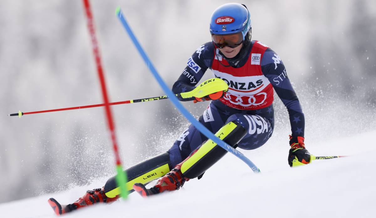 Wieder einmal nicht zu schlagen: Mikaela Shiffrin ist nach dem ersten Lauf des Slaloms im tschechischen Spindlermühle in Führung.