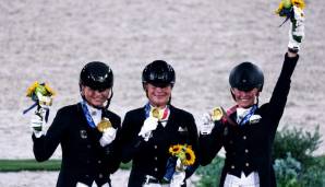 Dorothee Schneider, Isabell Werth, Jessica von Bredow-Werndl: Dressur, Teamwettbewerb - GOLD