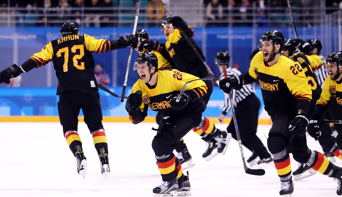 Völlig überraschend setzt sich Deutschlands Eishockey-Nationalmannschaft bei den Winterspielen 2018 in Pyeongchang im Viertelfinale gegen die favorisierte Auswahl aus Schweden durch. Als das Spiel aus ist, gibt es bei Eurosport kein Halten mehr.