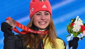 SKI FREESTYLE (1x Bronze): Grandios, wie Daniela Maier im Skicross-Finale Bronze holte - die erste Medaille seit 1998. Ein mageres Aufgebot schickte Team Deutschland ins Rennen, insofern war ohnehin nicht viel drin. Wo ist der Nachwuchs? Note: 2-3