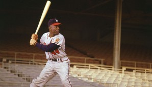 Platz 3: Hank Aaron - 3771 Hits: Der "Hammer" wurde im Jersey der Braves und Brewers 25 Mal ins All-Star Game gewählt, seine 755 Homeruns wurden erst von Barry Bonds überboten