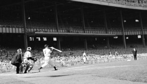 Joe DiMaggios Hitting Streak: Unglaubliche 56 Spiele in Folge gelang der Yankees-Legende in der Saison 1941 immer mindestens ein Hit, dafür gab es den MVP Award. Zum Vergleich: 1978 gab es die letzte Hitting Streak über 40 Spiele