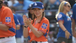 Seit Jahren begeisterter Fan der Los Angeles Dodgers: Schauspielerin Alyssa Milano