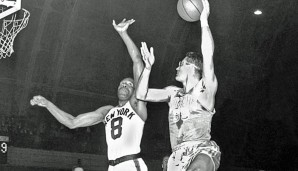 George Mikan (r.) war der erste Big Man und Star der NBA