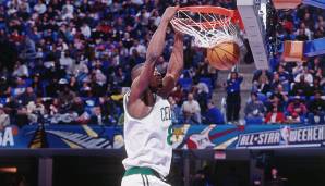 Platz 19: Antoine Walker (Boston Celtics) am 16.04.1997 - Alter: 20 Jahre, 247 Tage - 23 Punkte, 10 Rebounds, 10 Assists gegen die Charlotte Hornets.